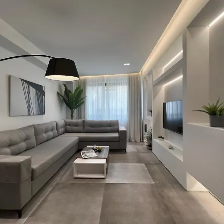 The Dazzling Glimpse Acropolis Suites-2